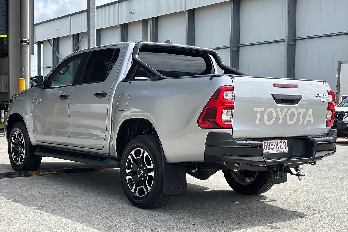 2024 Toyota Hilux