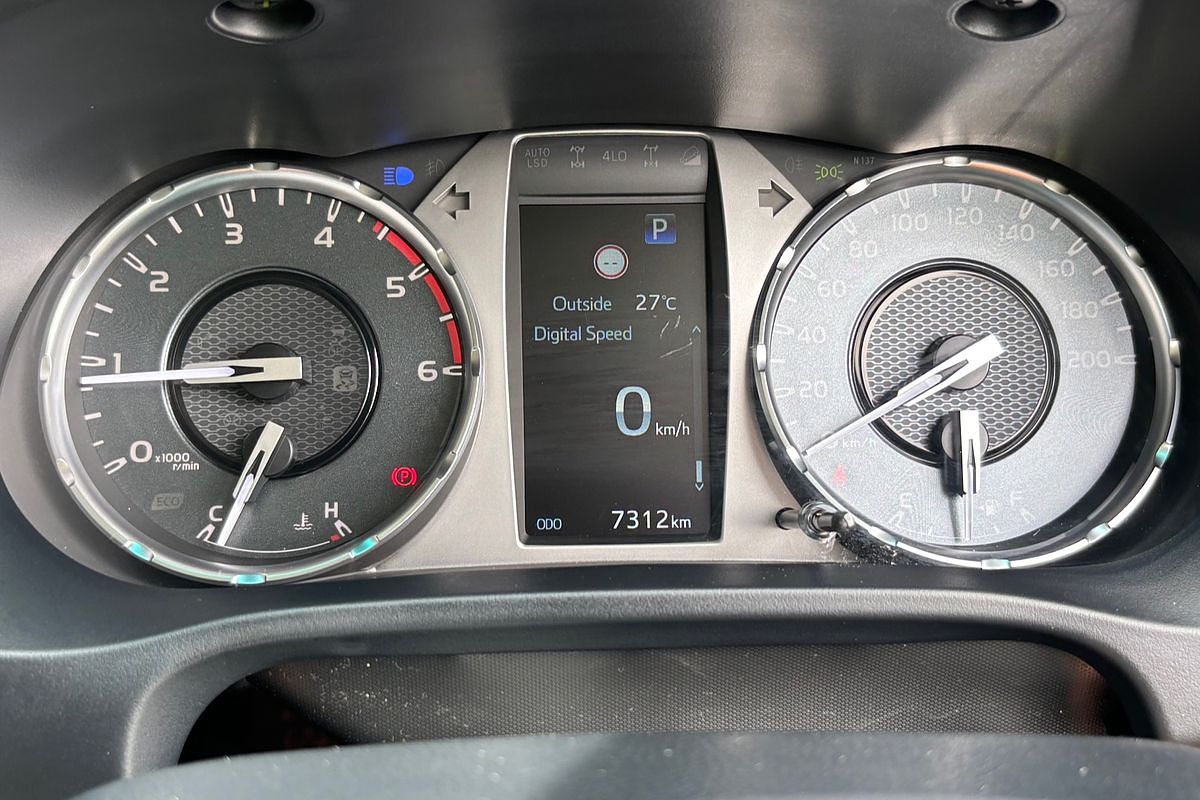 2024 Toyota Hilux