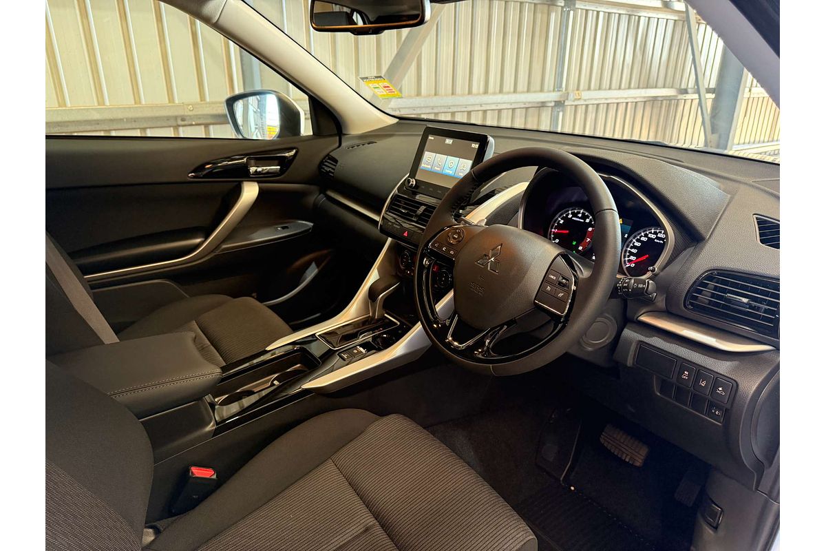 2025 Mitsubishi Eclipse Cross LS YB