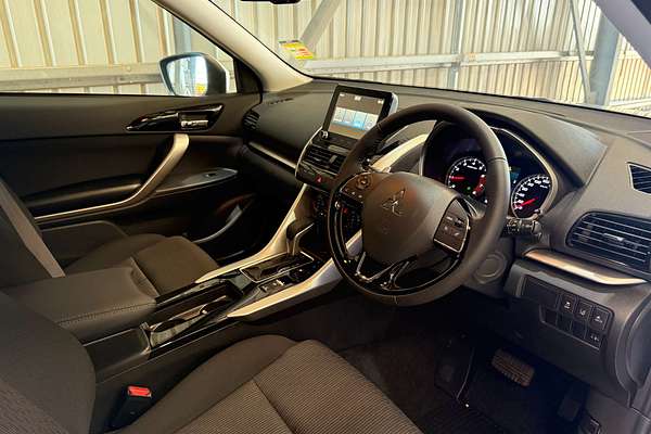2025 Mitsubishi Eclipse Cross LS YB