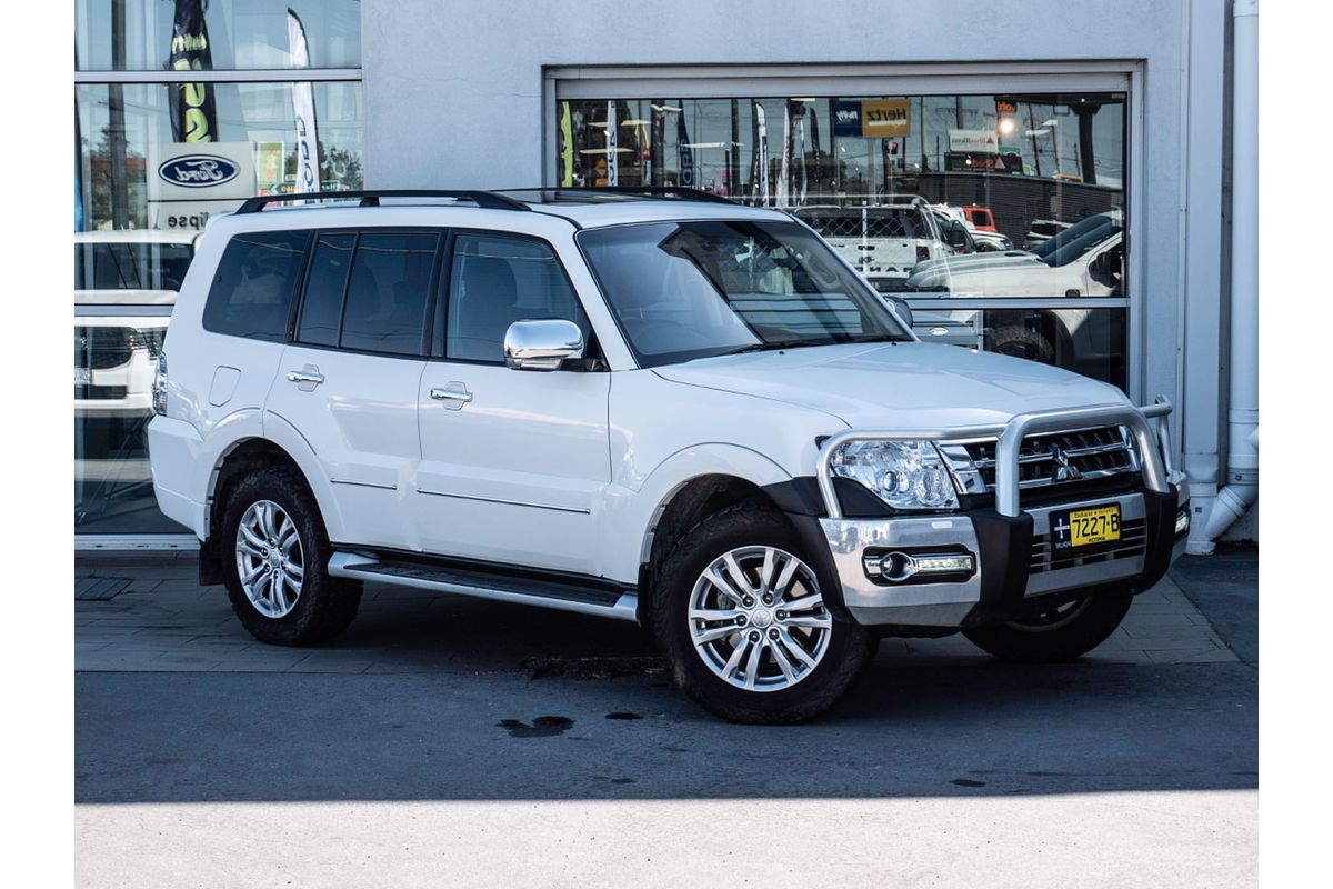 2018 Mitsubishi Pajero Exceed NX