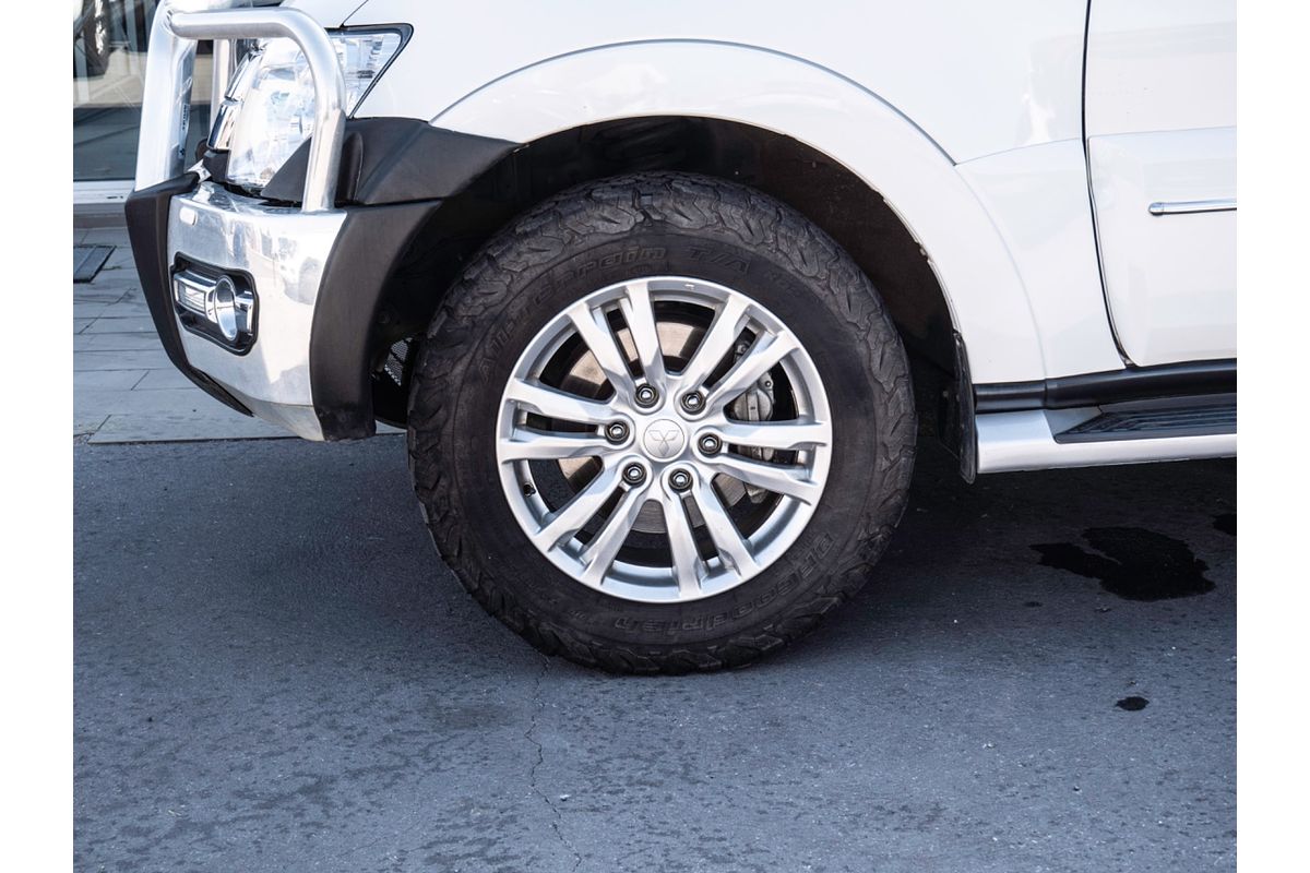 2018 Mitsubishi Pajero Exceed NX