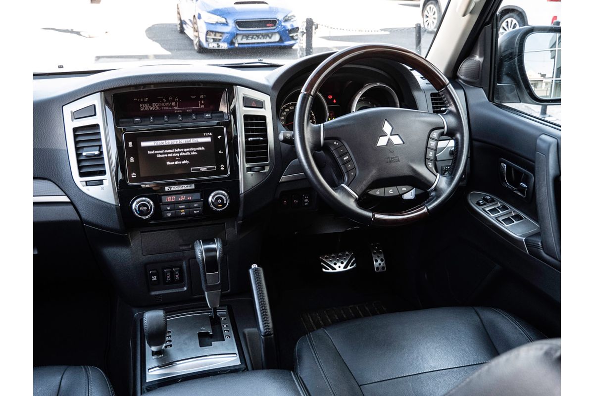 2018 Mitsubishi Pajero Exceed NX