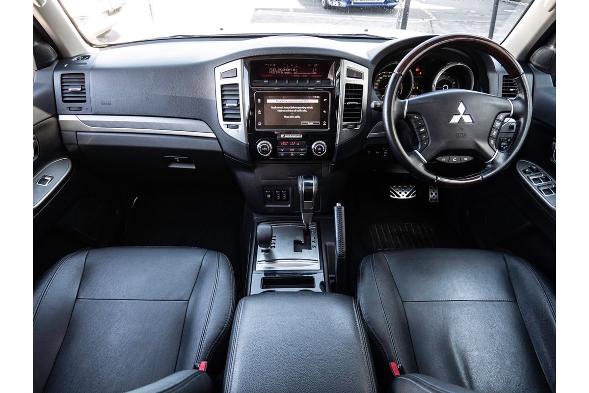 2018 Mitsubishi Pajero Exceed NX