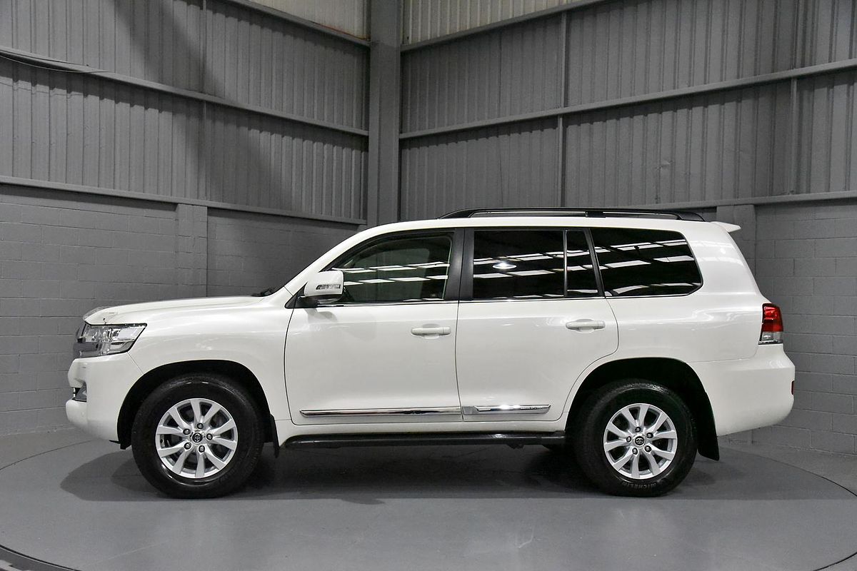 2019 Toyota Landcruiser Sahara VDJ200R