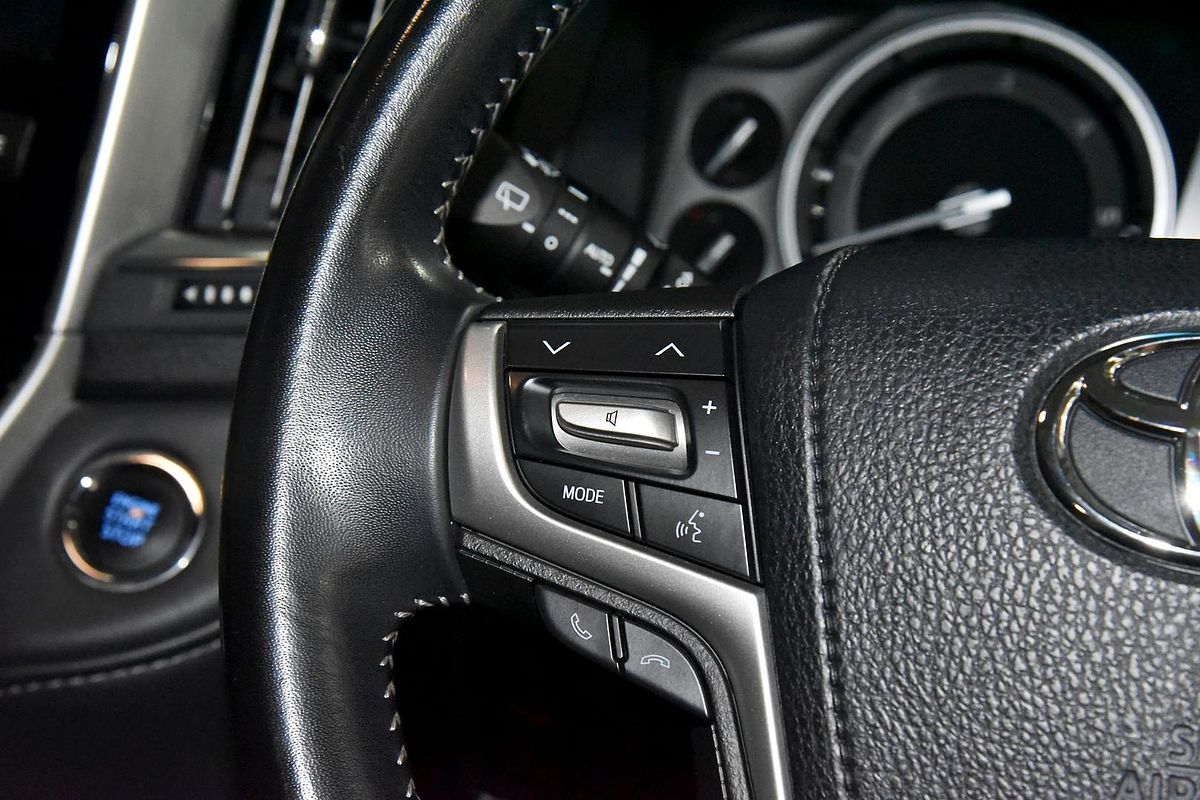 2019 Toyota Landcruiser Sahara VDJ200R
