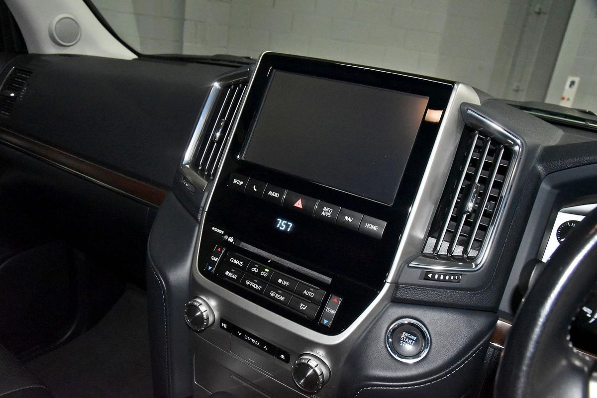 2019 Toyota Landcruiser Sahara VDJ200R