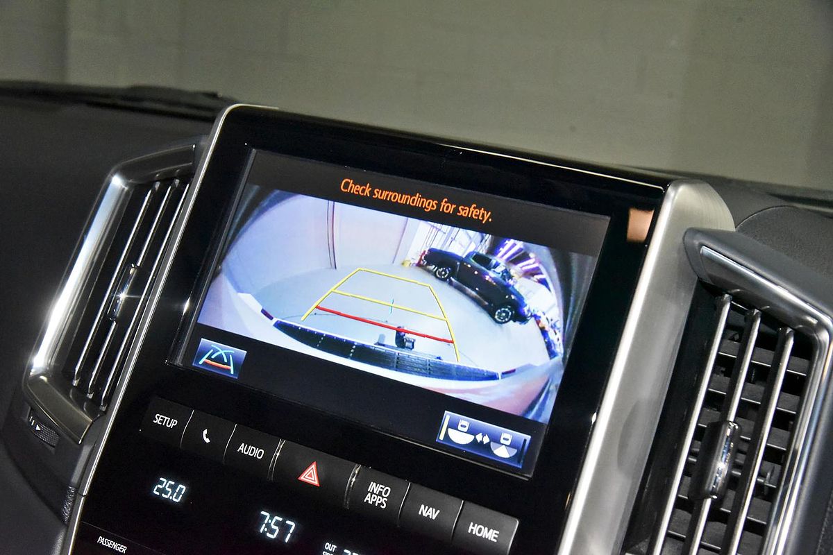 2019 Toyota Landcruiser Sahara VDJ200R