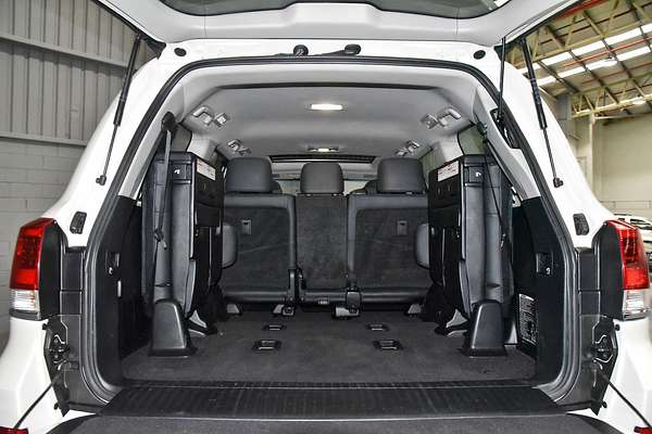 2019 Toyota Landcruiser Sahara VDJ200R
