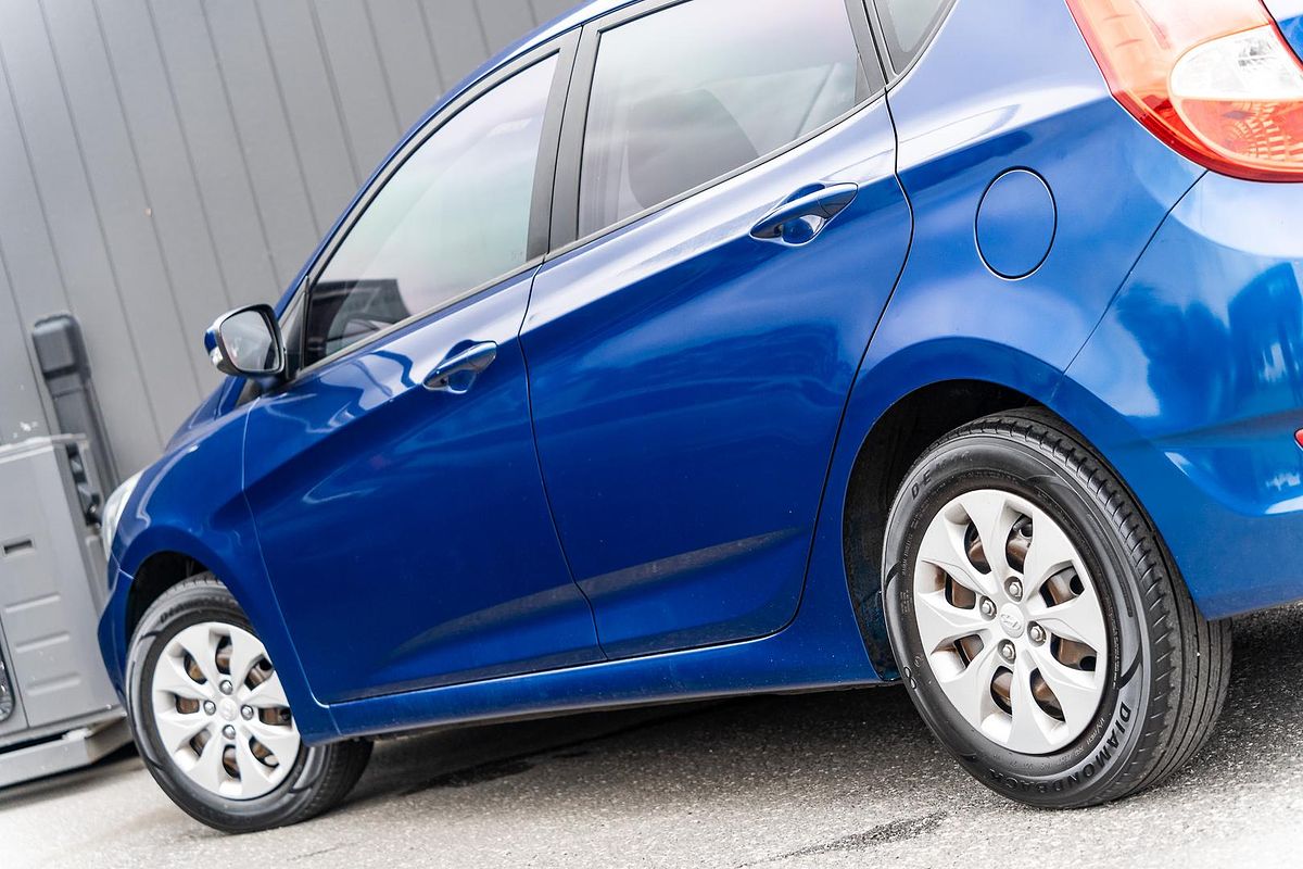 2014 Hyundai Accent Active RB2