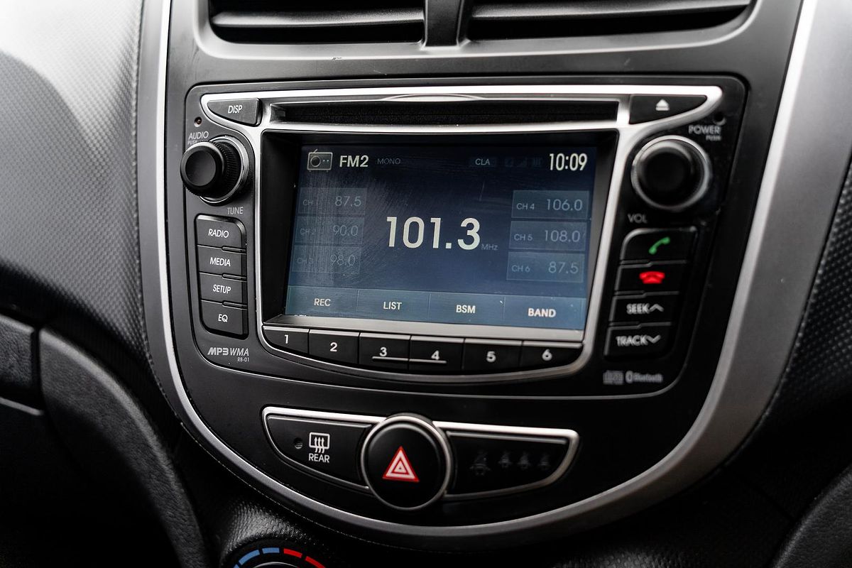 2014 Hyundai Accent Active RB2