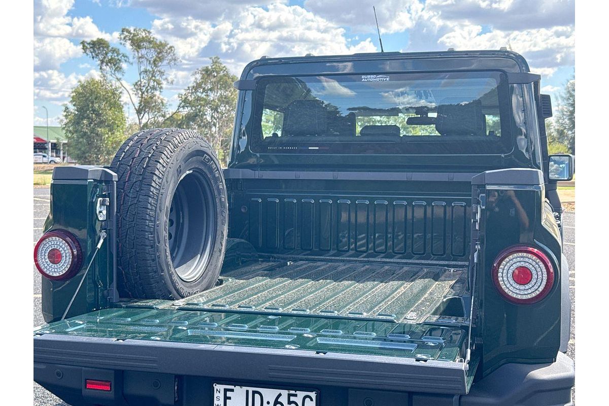 2024 INEOS Grenadier Quartermaster 4X4