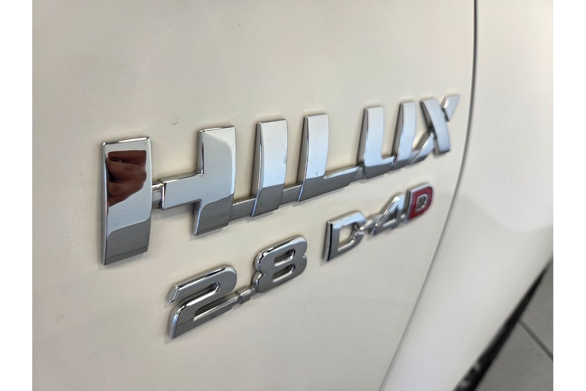 2020 Toyota Hilux SR5 GUN126R 4X4