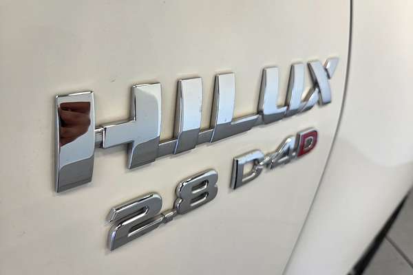 2020 Toyota Hilux SR5 GUN126R 4X4