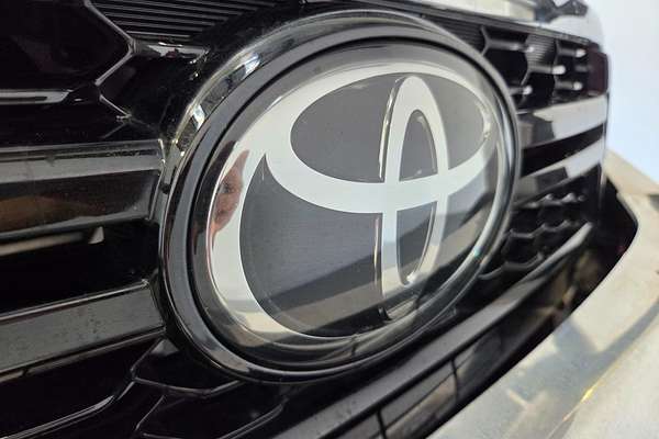 2020 Toyota Hilux SR5 GUN126R 4X4