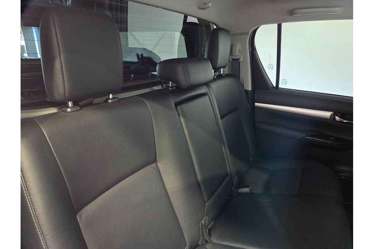 2020 Toyota Hilux SR5 GUN126R 4X4
