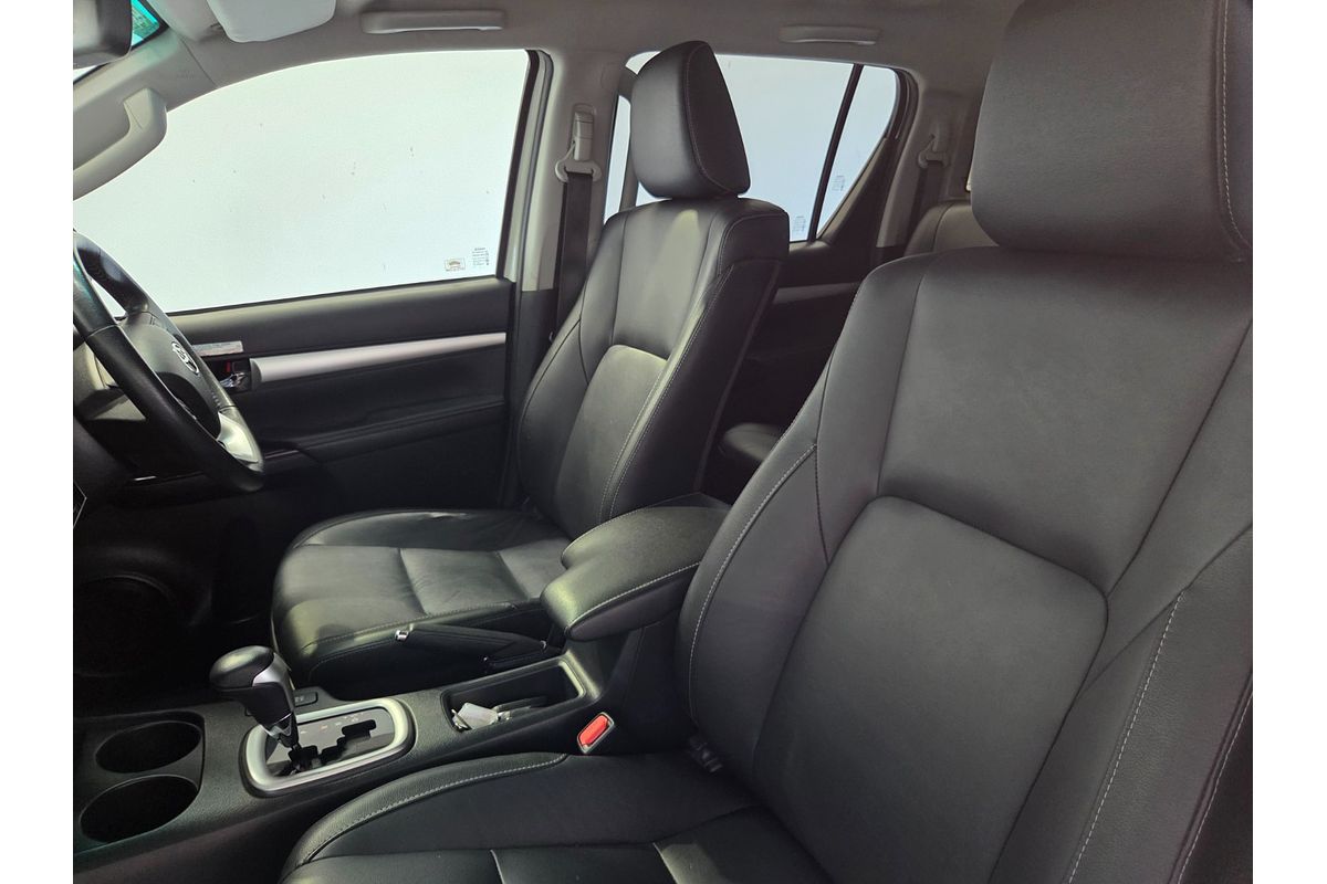 2020 Toyota Hilux SR5 GUN126R 4X4
