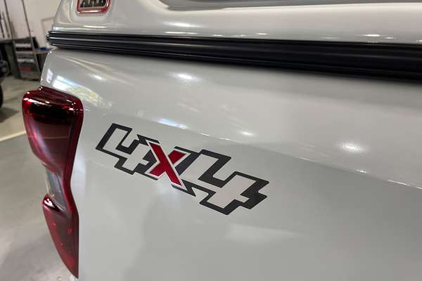2021 Isuzu D-MAX LS-M  4X4