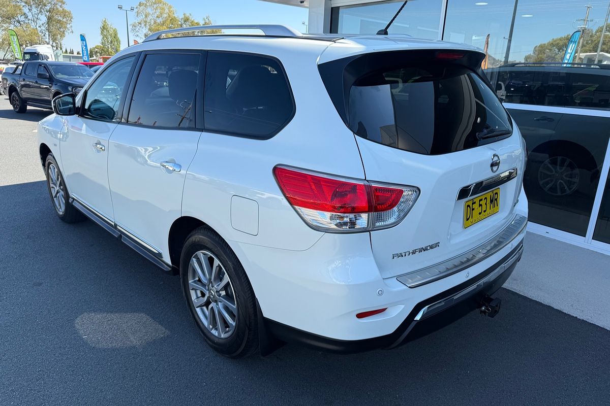 2016 Nissan Pathfinder ST-L R52