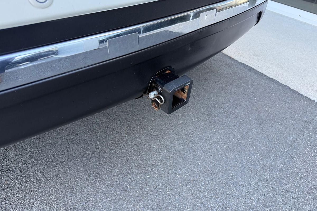 2016 Nissan Pathfinder ST-L R52