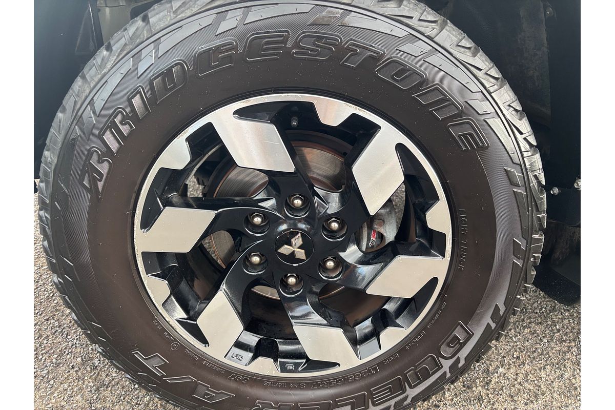 2015 Mitsubishi Triton Exceed MQ 4X4