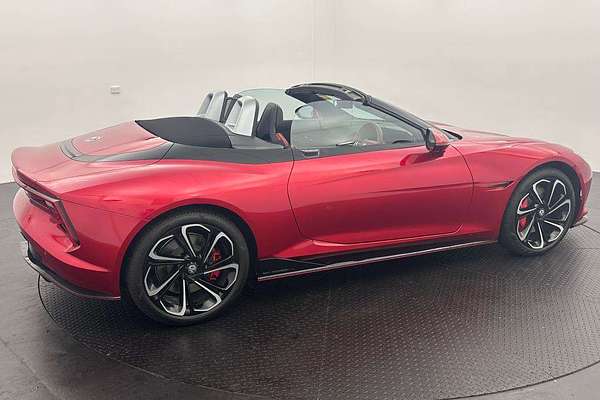 2024 MG Cyberster EC32