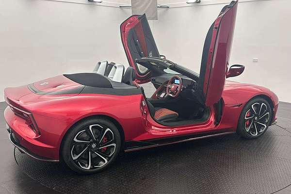 2024 MG Cyberster EC32