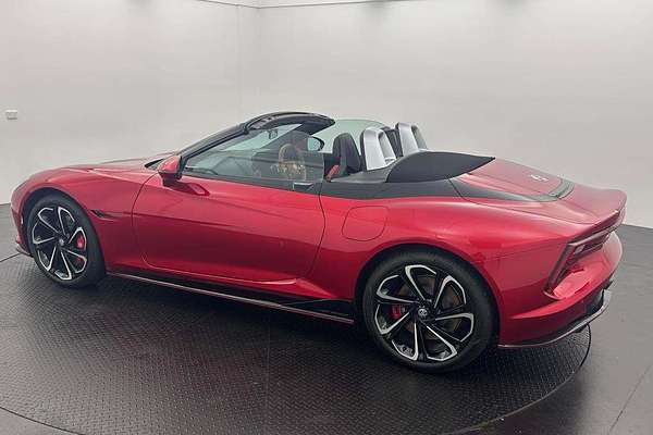 2024 MG Cyberster EC32