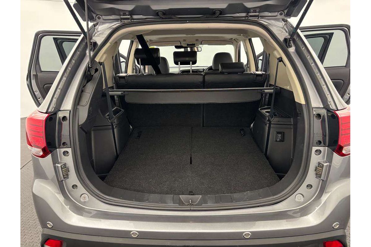2019 Mitsubishi Outlander Exceed ZL