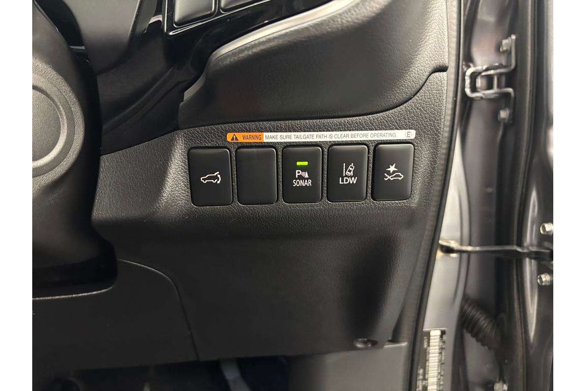 2019 Mitsubishi Outlander Exceed ZL