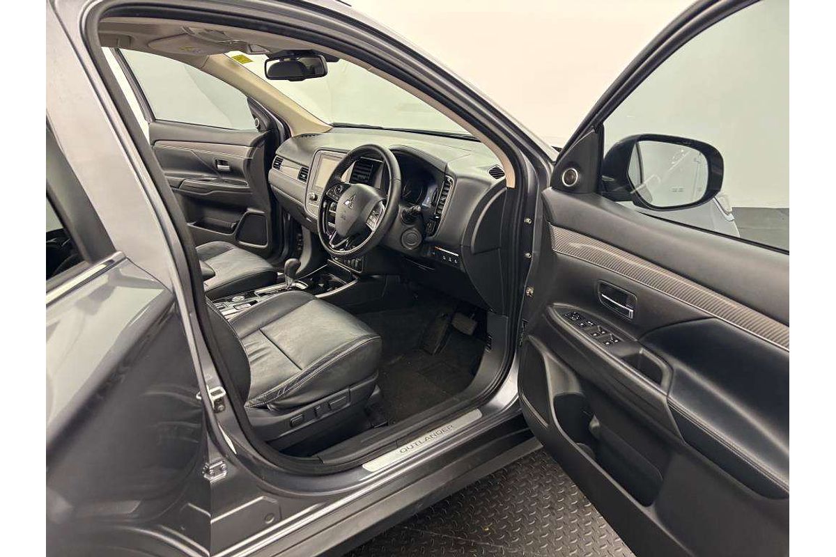 2019 Mitsubishi Outlander Exceed ZL