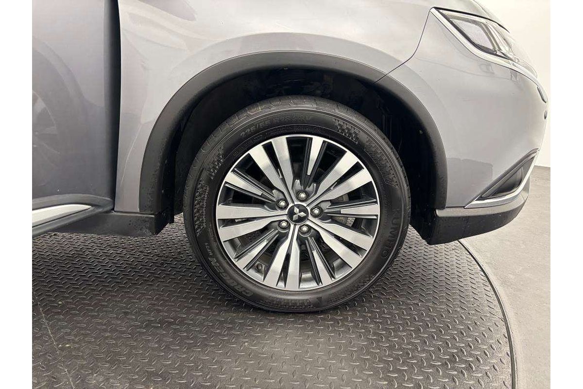 2019 Mitsubishi Outlander Exceed ZL