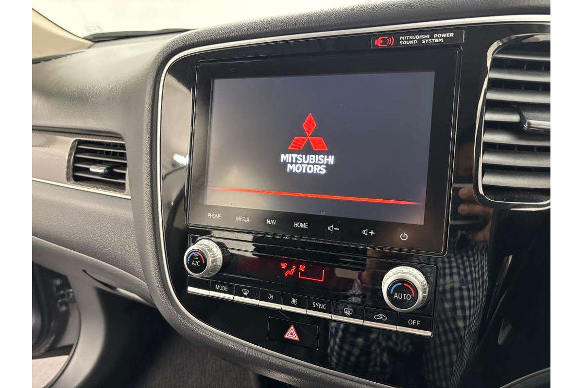 2019 Mitsubishi Outlander Exceed ZL