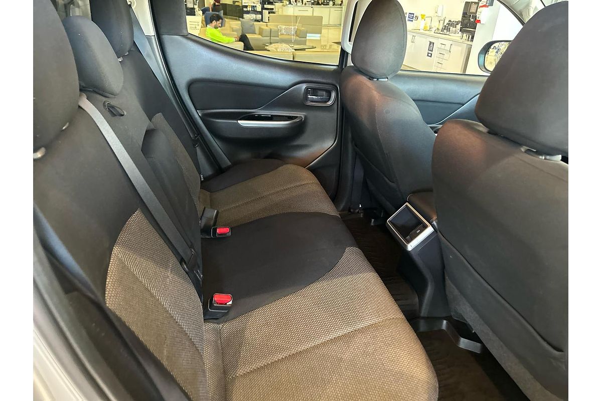 2021 Mitsubishi Triton GLS MR 4X4