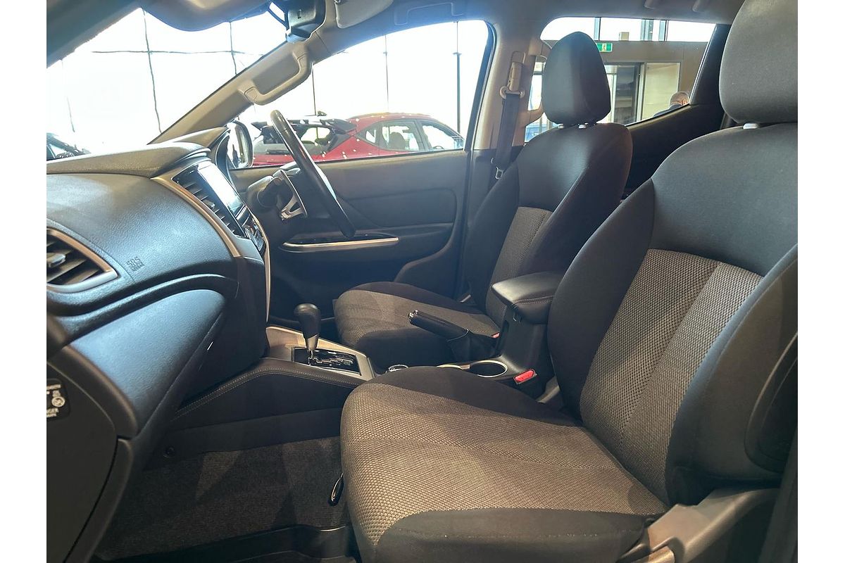 2021 Mitsubishi Triton GLS MR 4X4