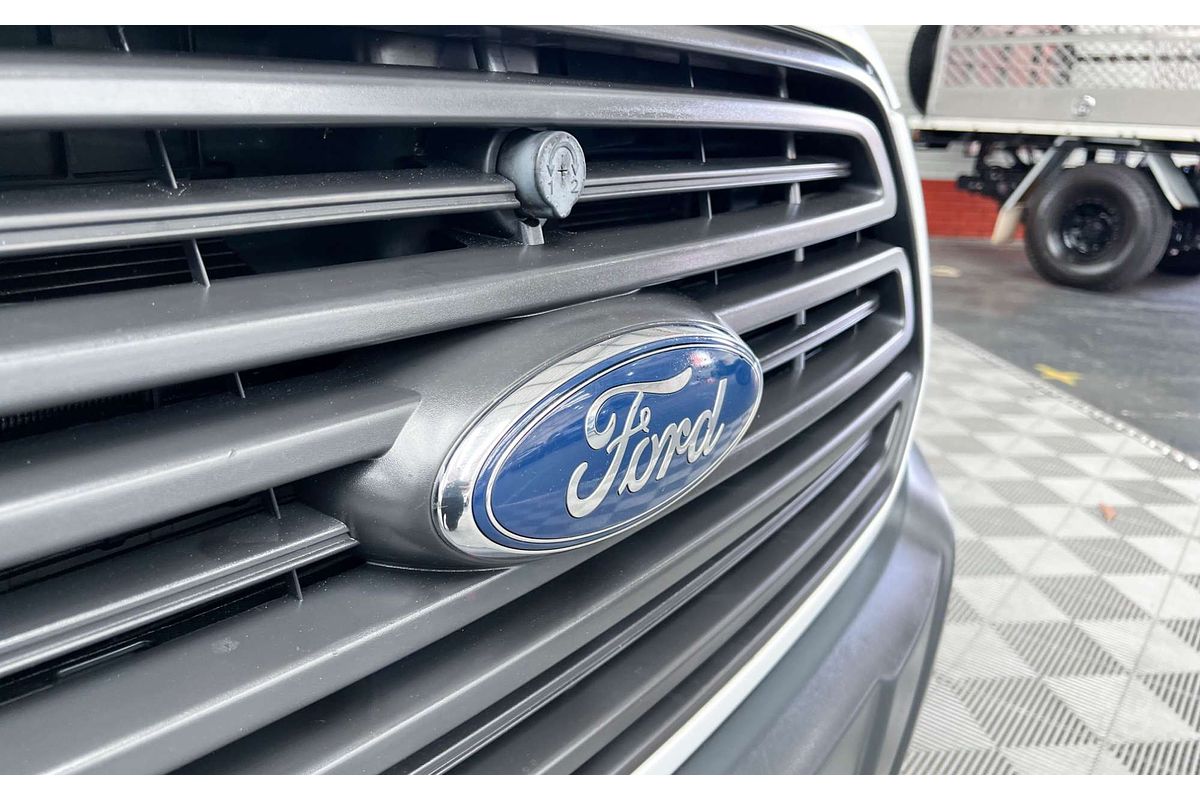 2018 Ford Transit 470E VO Rear Wheel Drive