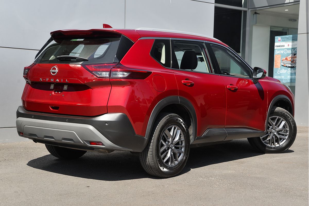 2023 Nissan X-TRAIL ST T33