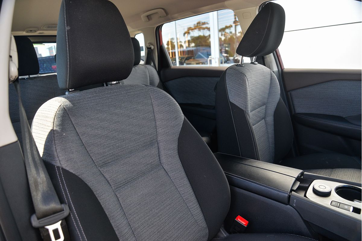 2023 Nissan X-TRAIL ST T33