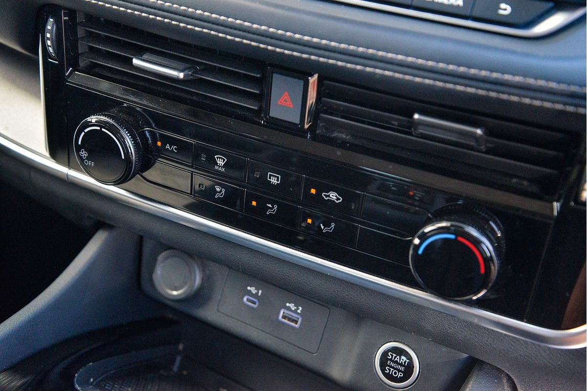 2023 Nissan X-TRAIL ST T33