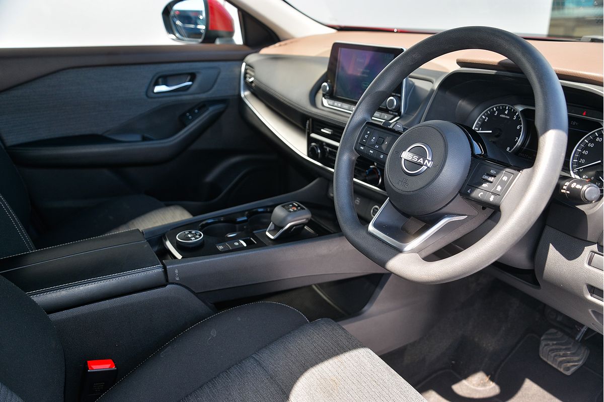 2023 Nissan X-TRAIL ST T33