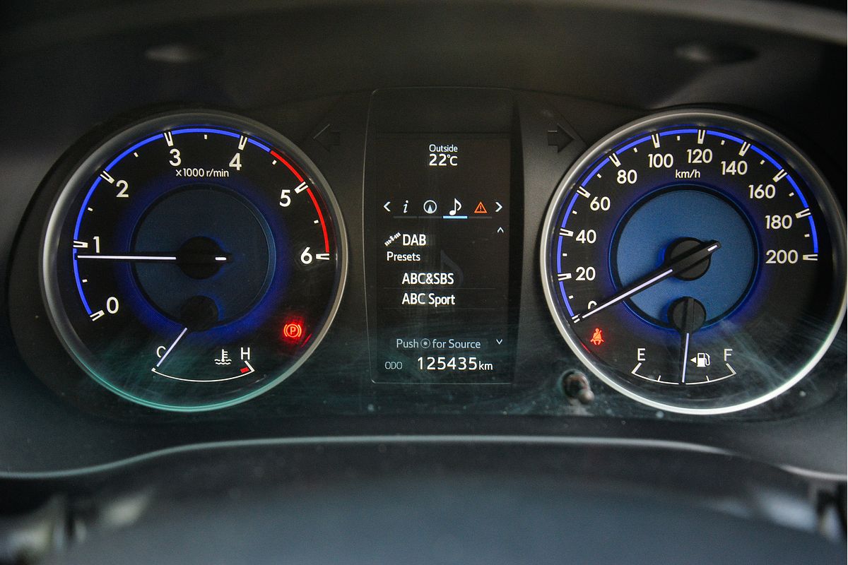 2016 Toyota Hilux SR5 GUN126R 4X4