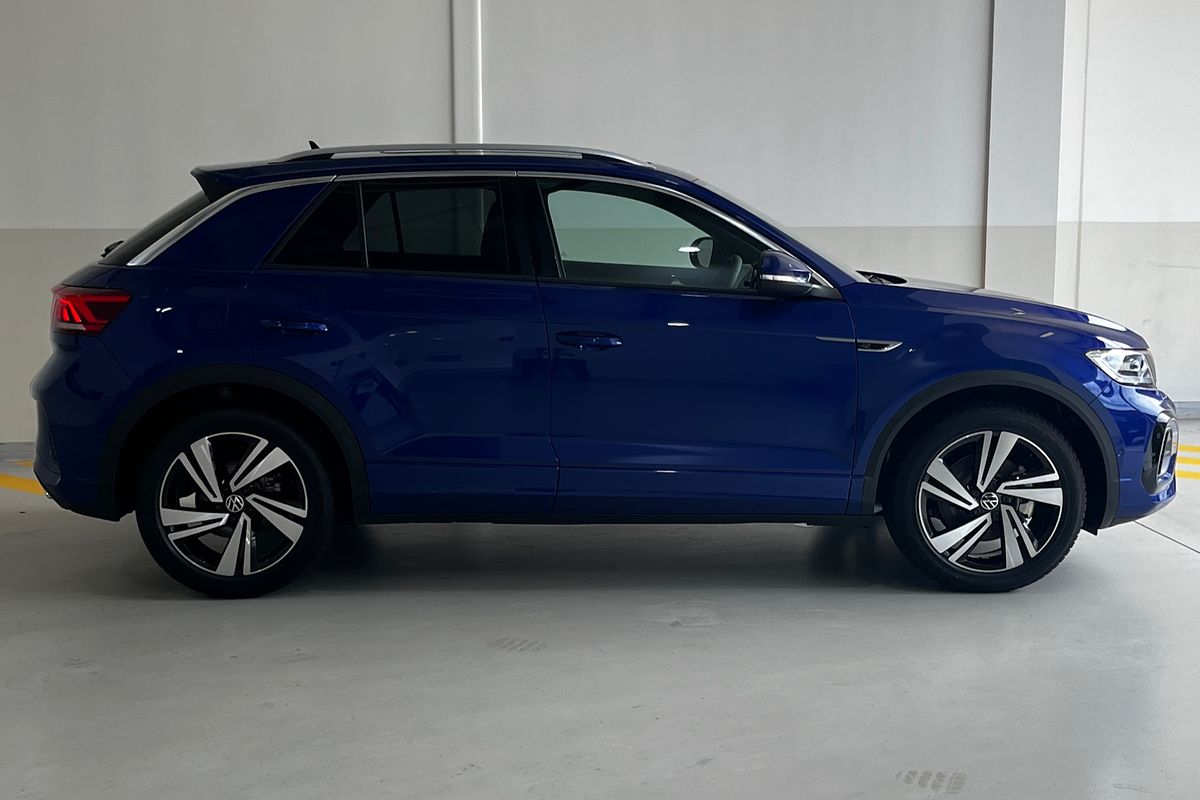 2024 Volkswagen T-Roc 140TSI R-Line D11