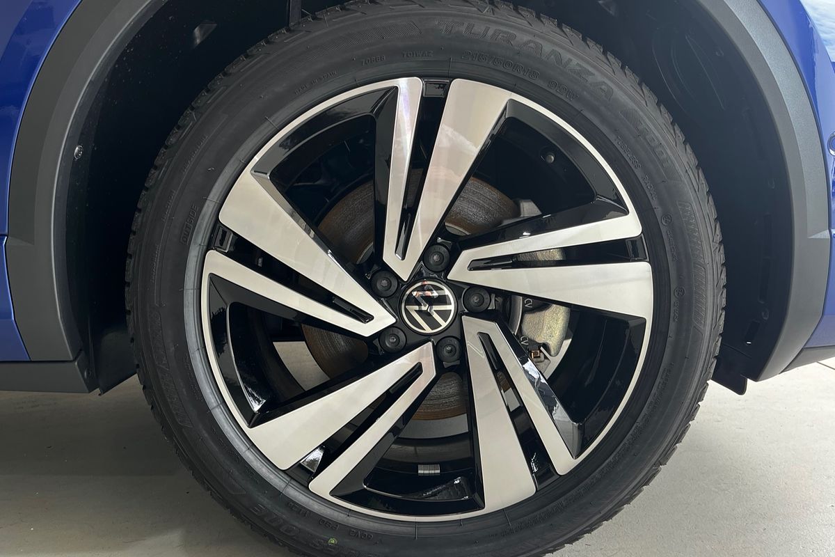 2024 Volkswagen T-Roc 140TSI R-Line D11