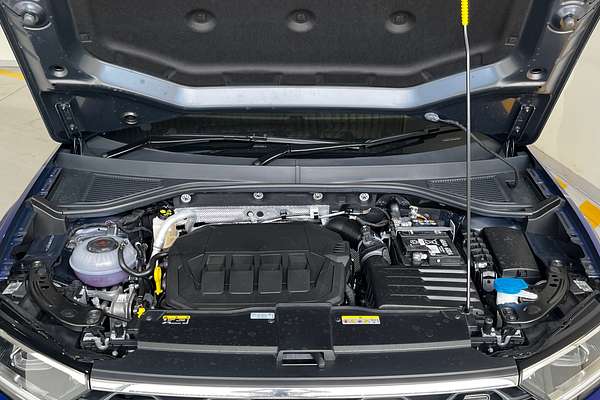 2024 Volkswagen T-Roc 140TSI R-Line D11