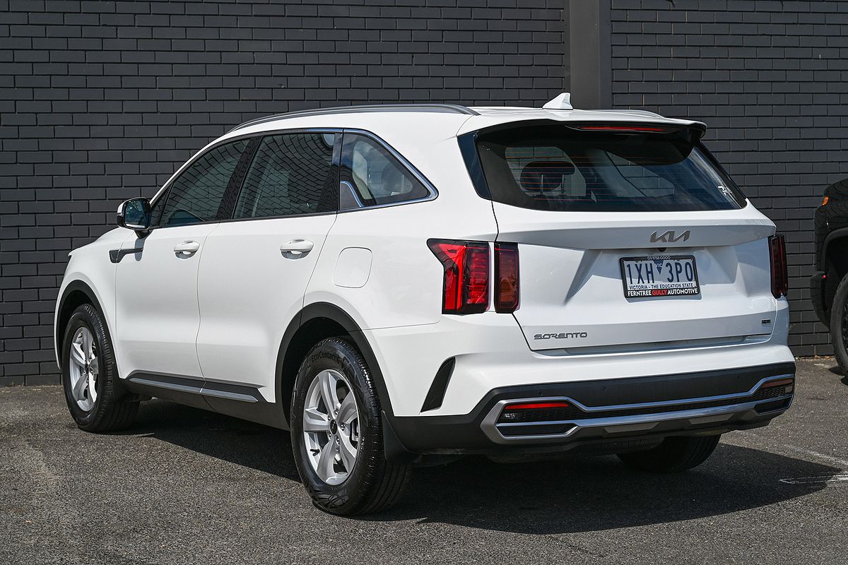 2023 Kia Sorento S MQ4