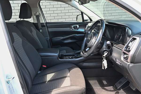 2023 Kia Sorento S MQ4