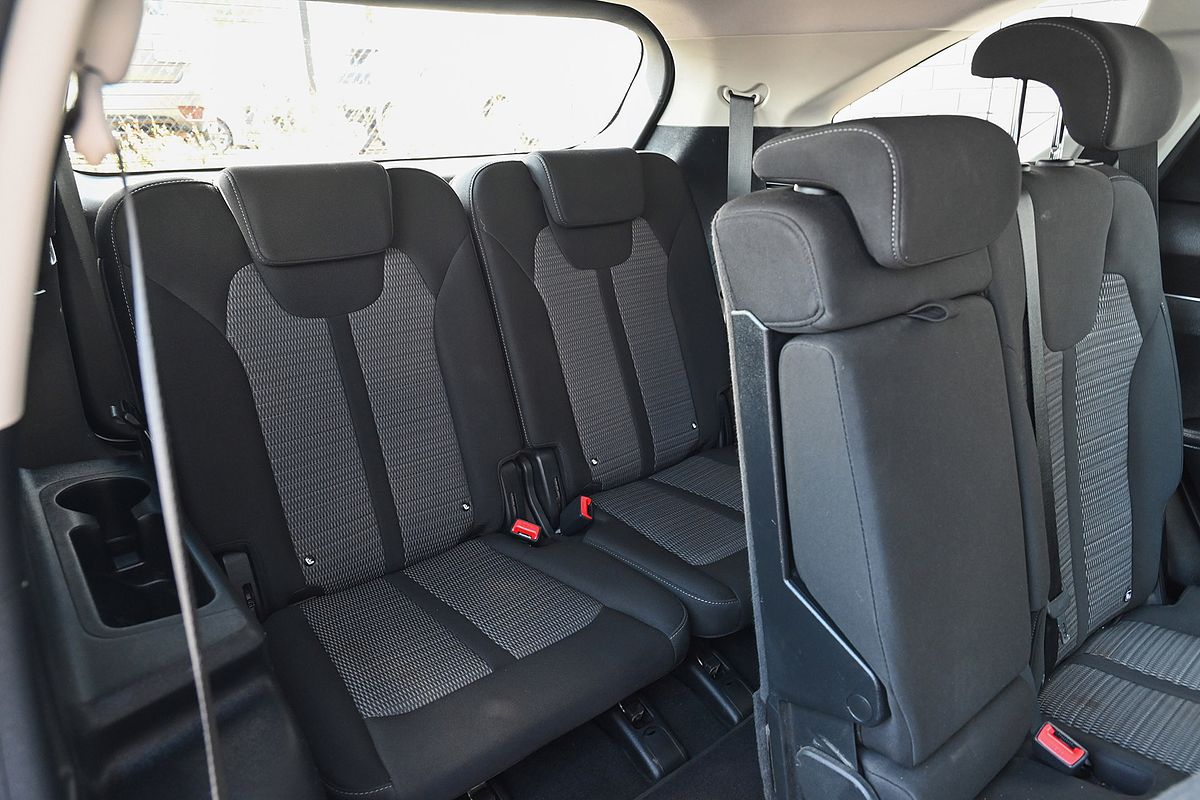 2023 Kia Sorento S MQ4