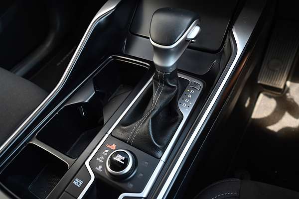 2023 Kia Sorento S MQ4