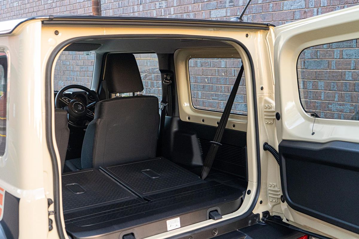 2024 Suzuki Jimny GLX GJ
