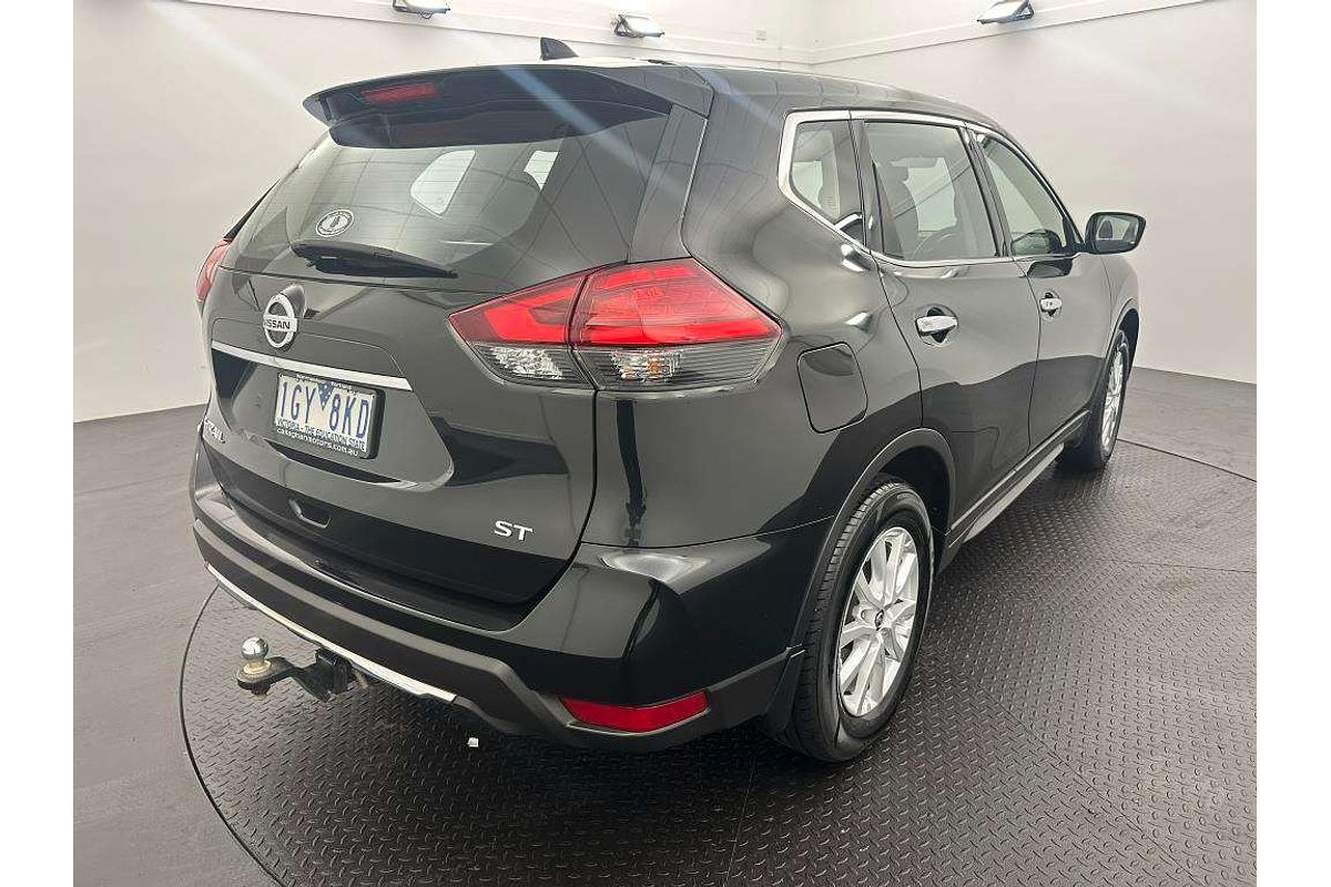 2017 Nissan X-TRAIL ST T32
